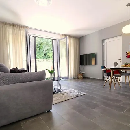 Papillon I Dolce * Tar-Vabriga