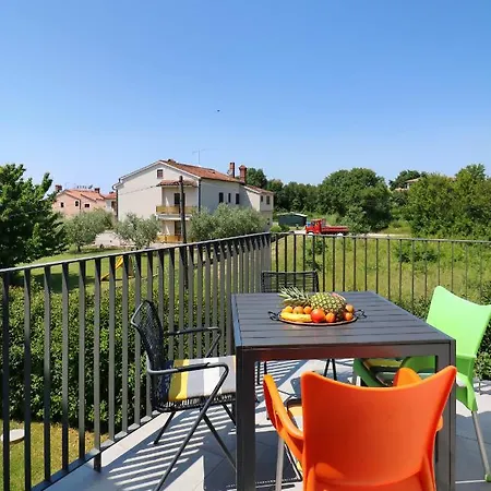 Apartment Papillon I Dolce